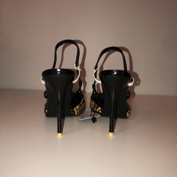 ZARA Snakeprint Pointed Toe Stiletto - Picture 4 of 4